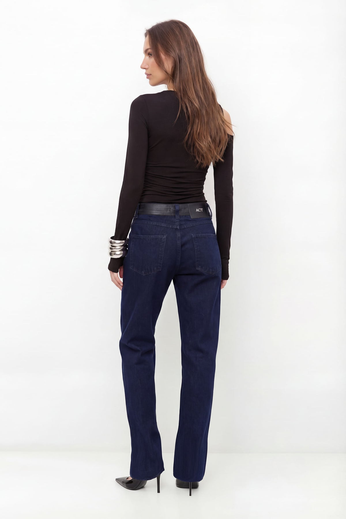 Blusa Manga Longa Ombro Aberto ACT Feminina Preto