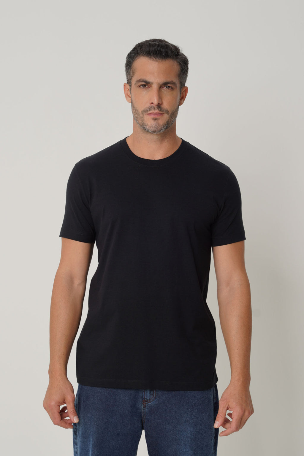 Camiseta Minimalista Silk Gola Masculina Acostamento Preto