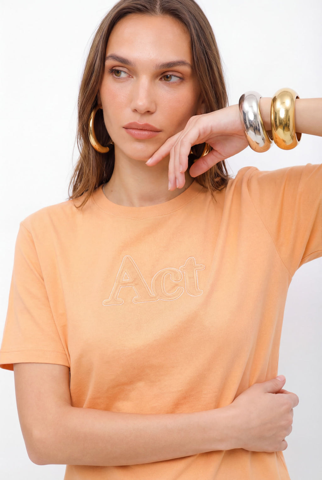 T-Shirt Bordada Logo ACT Feminina Spice Orange