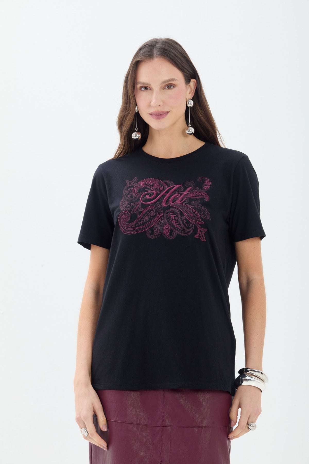T-shirt Casual Com Estampa ACT Feminina Preto