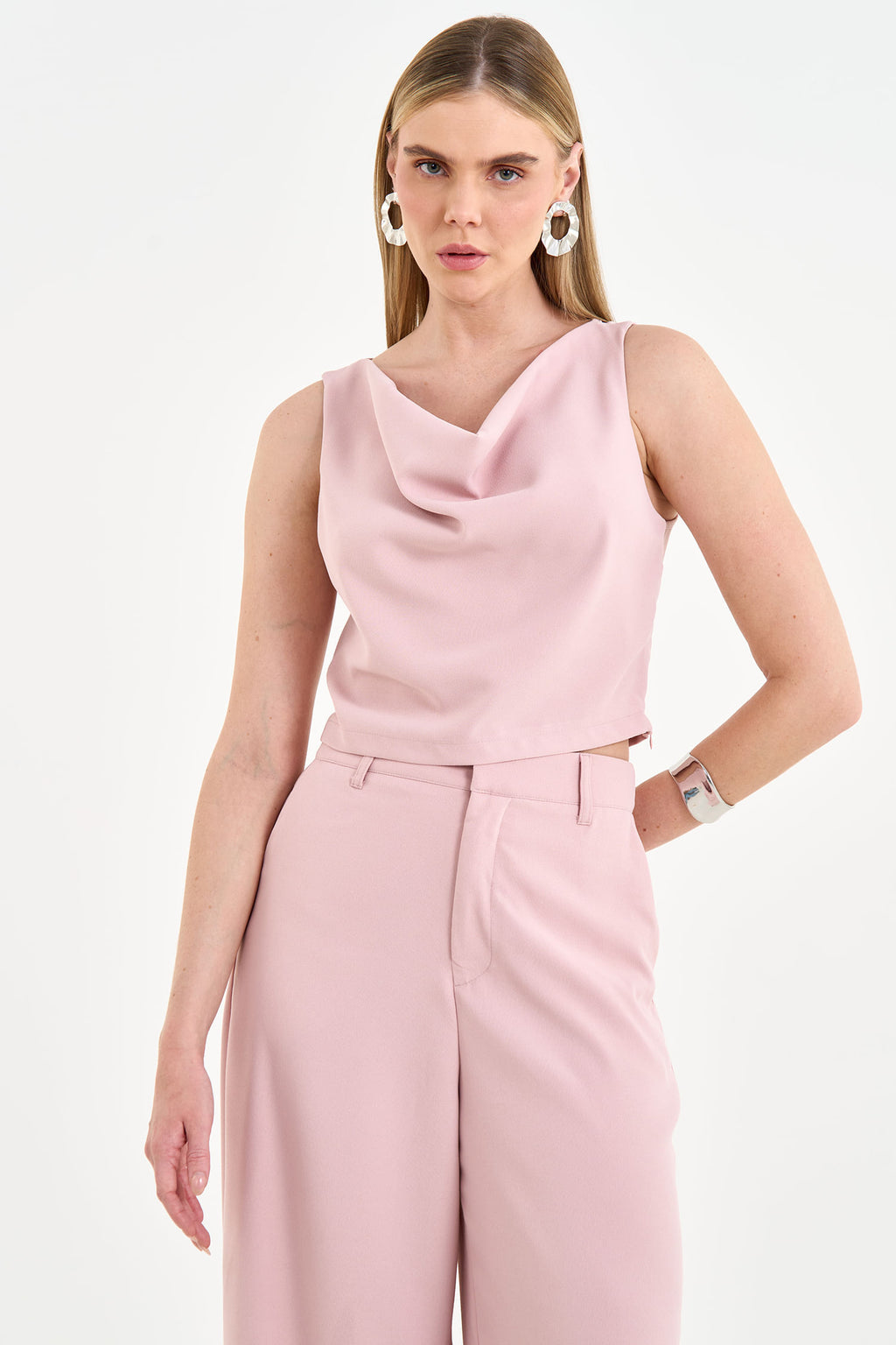 Blusa Cropped Decote Degagê ACT Feminino
 Blush