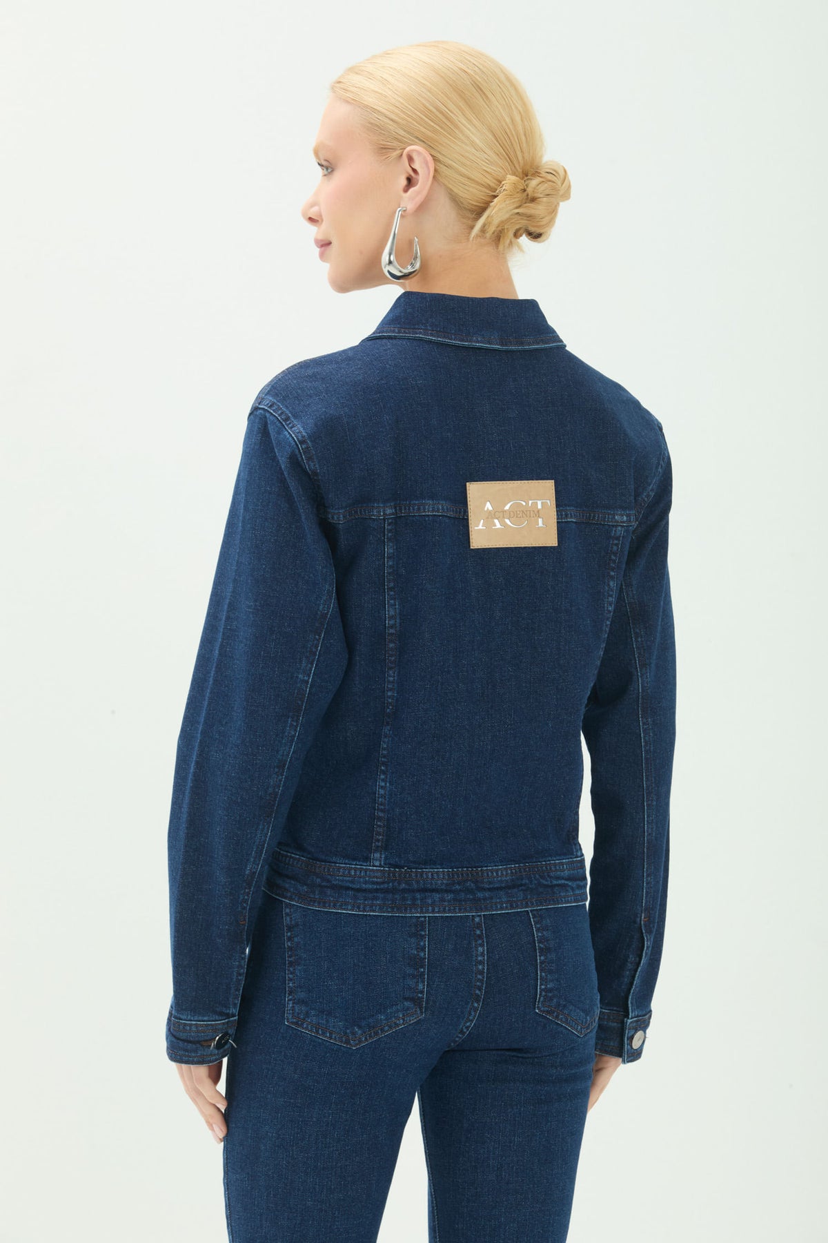 Jaqueta Jeans Com Bolsos ACT Feminina Jeans Escuro
