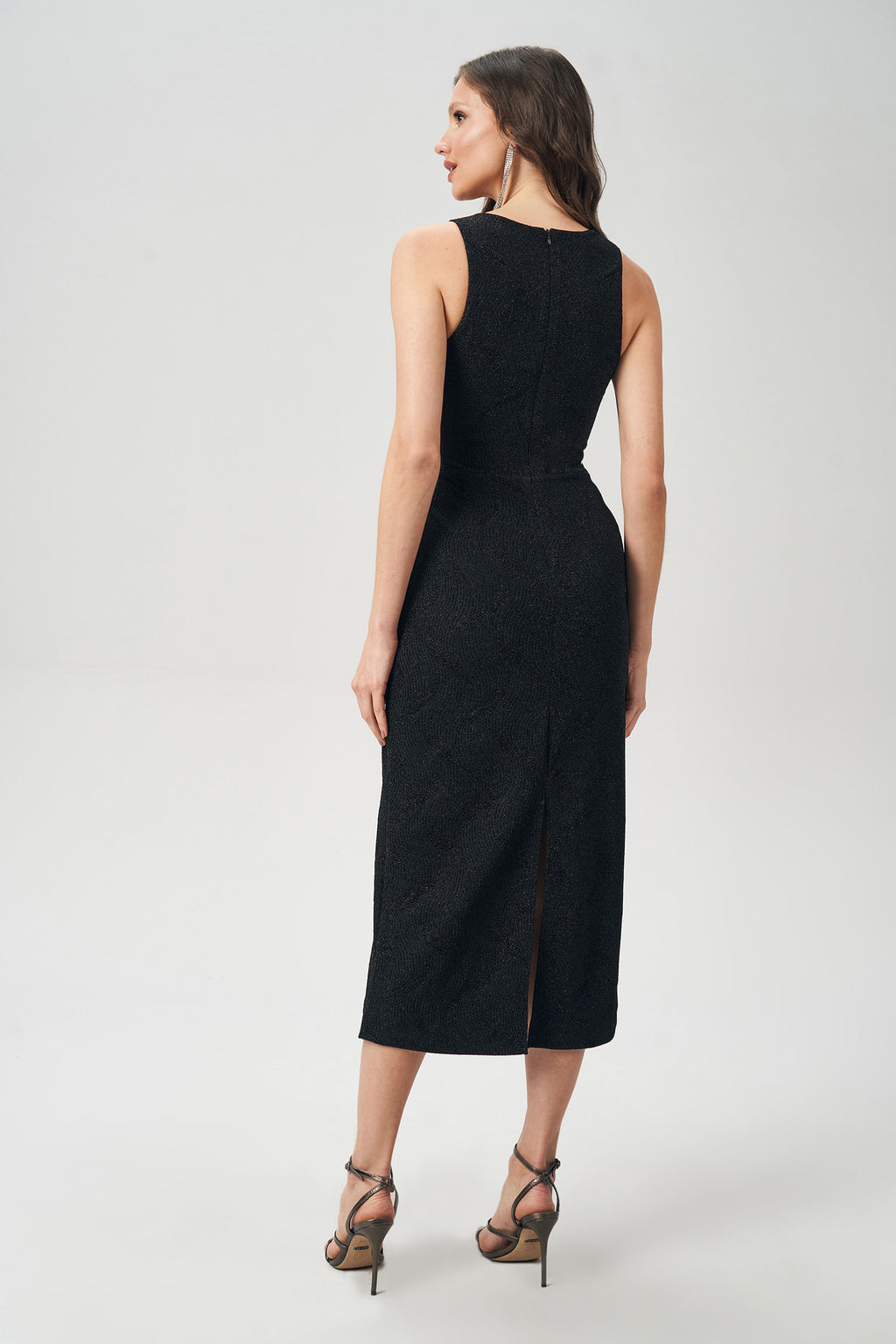 Vestido com Frente Vazada Feminino Acostamento Preto