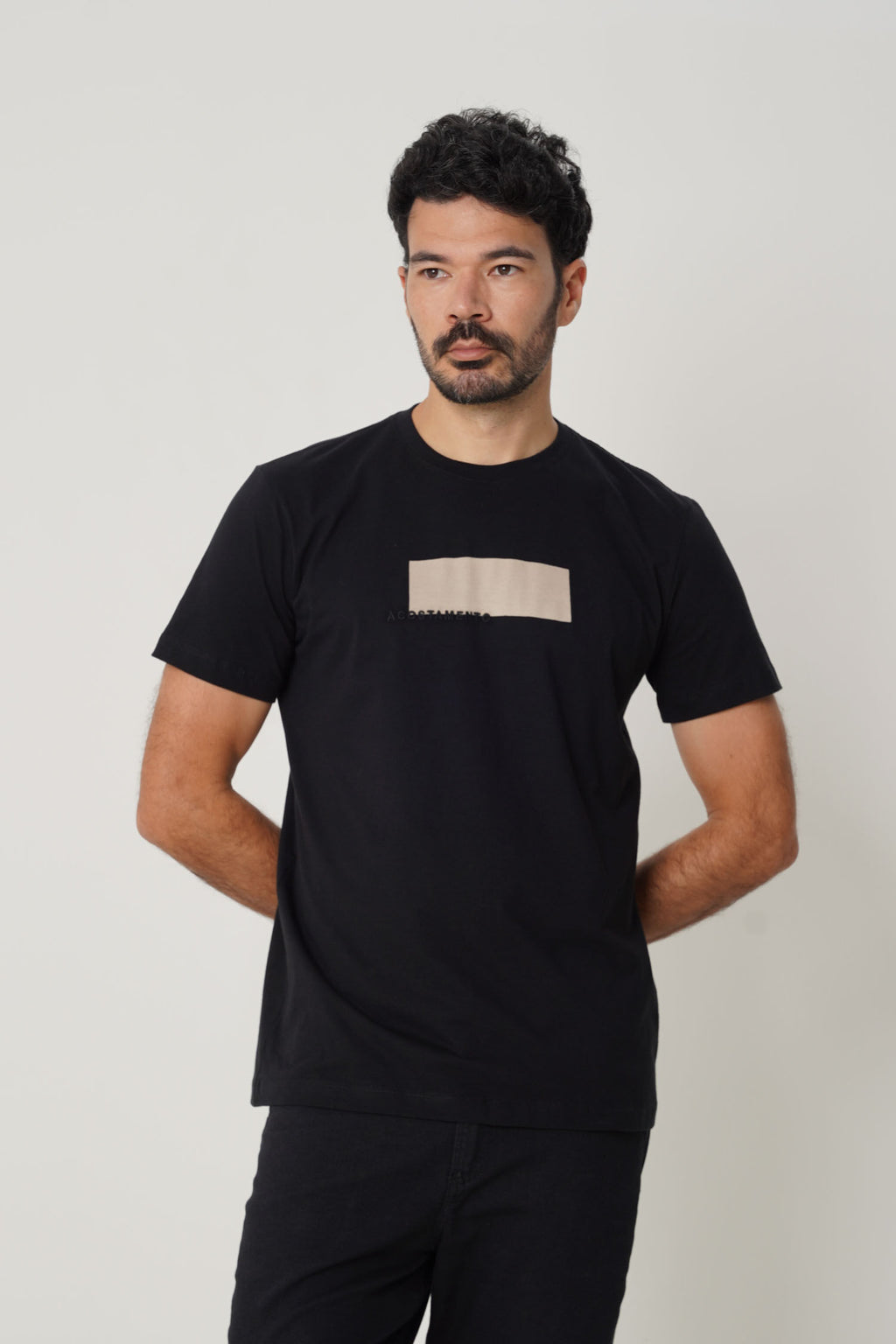 Camiseta Casual Bordada Masculina Acostamento Preto
