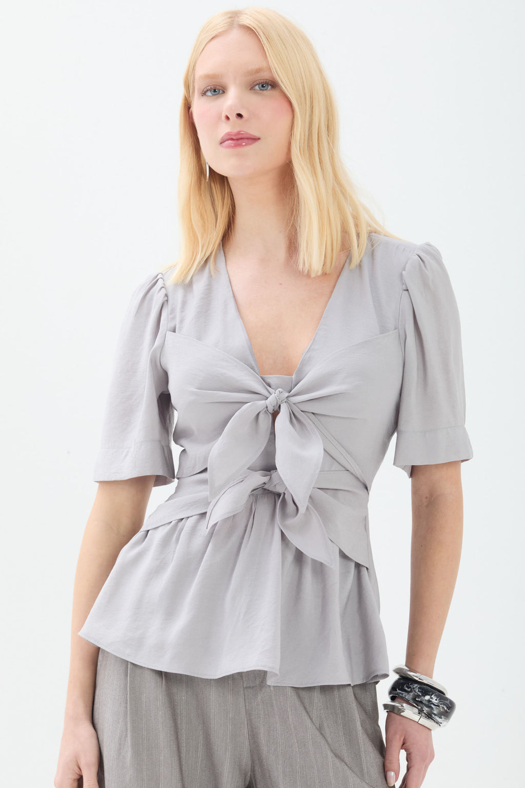 Blusa Com Amarração Frontal ACT Feminina Light Silver