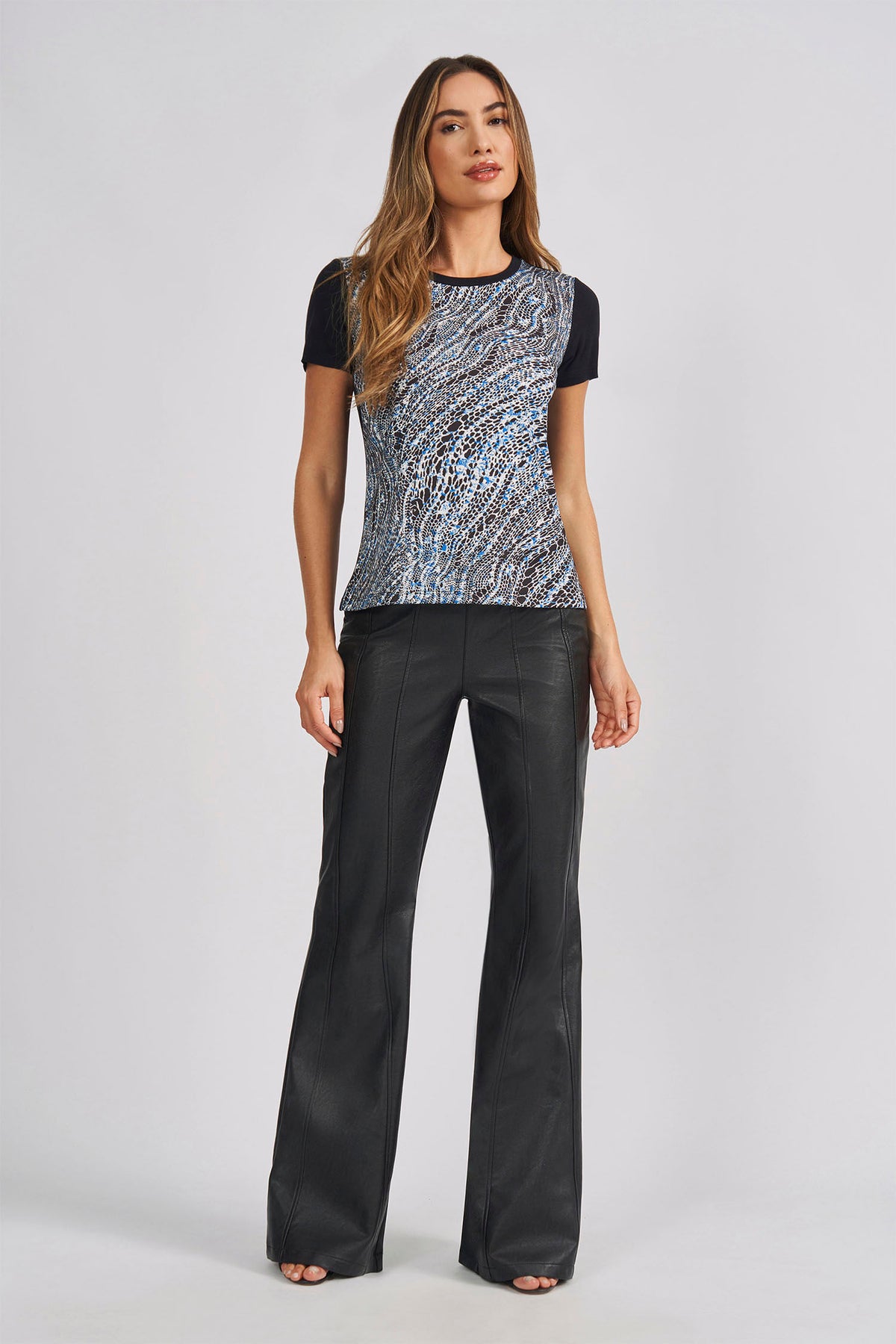 T-Shirt Frente Print Feminina Acostamento Fusion
