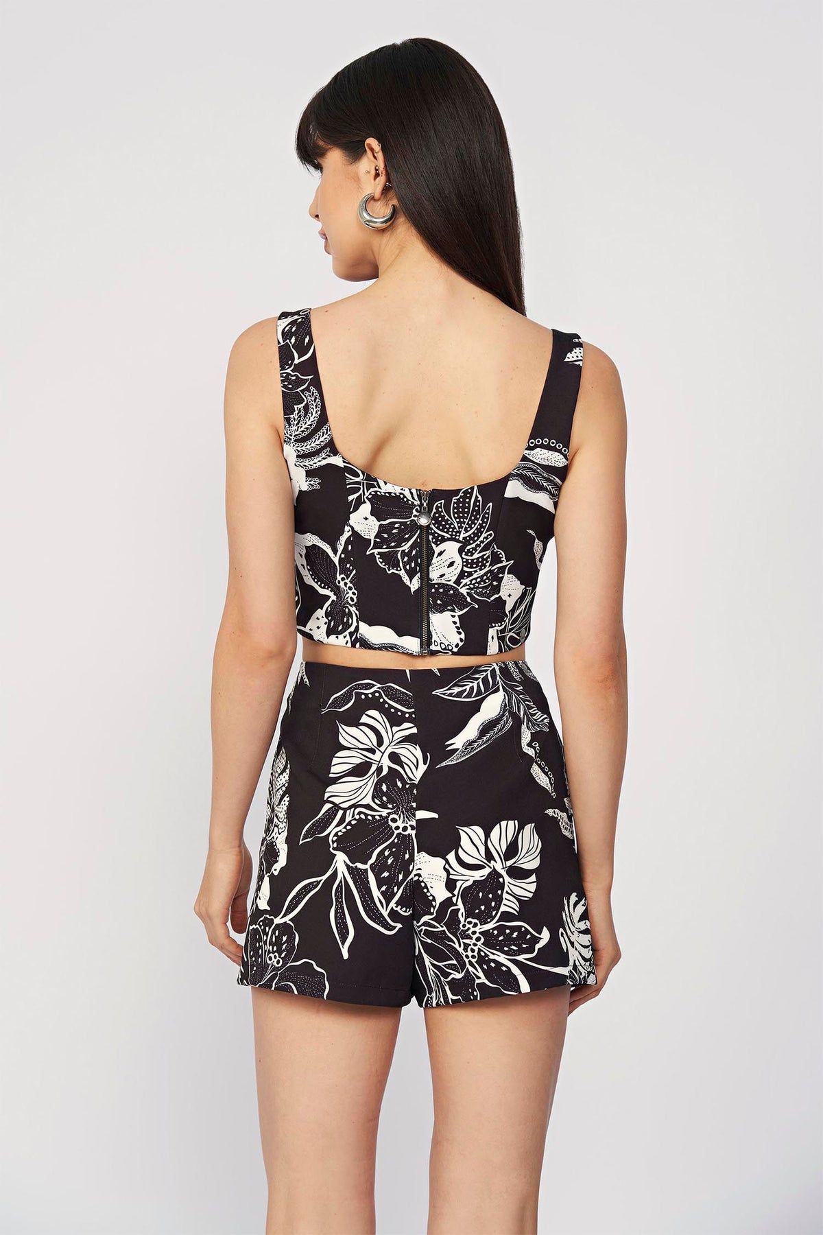 Top Estampado Feminino Acostamento Floral Black