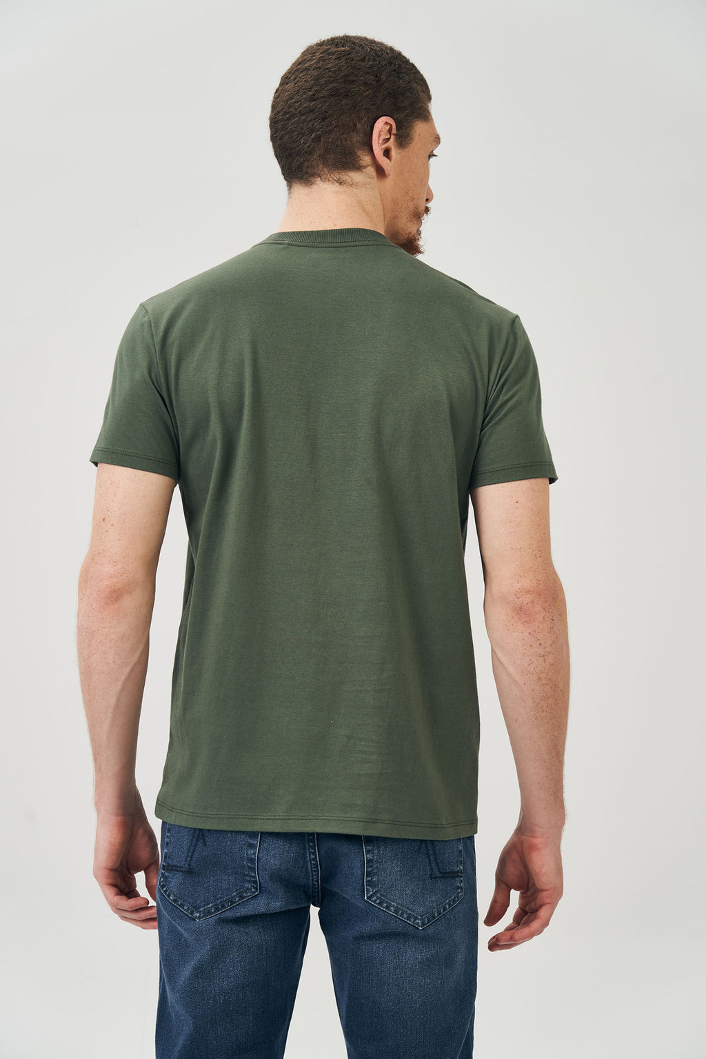 Camiseta Circle Wolf Masculina Acostamento Verde Nativo