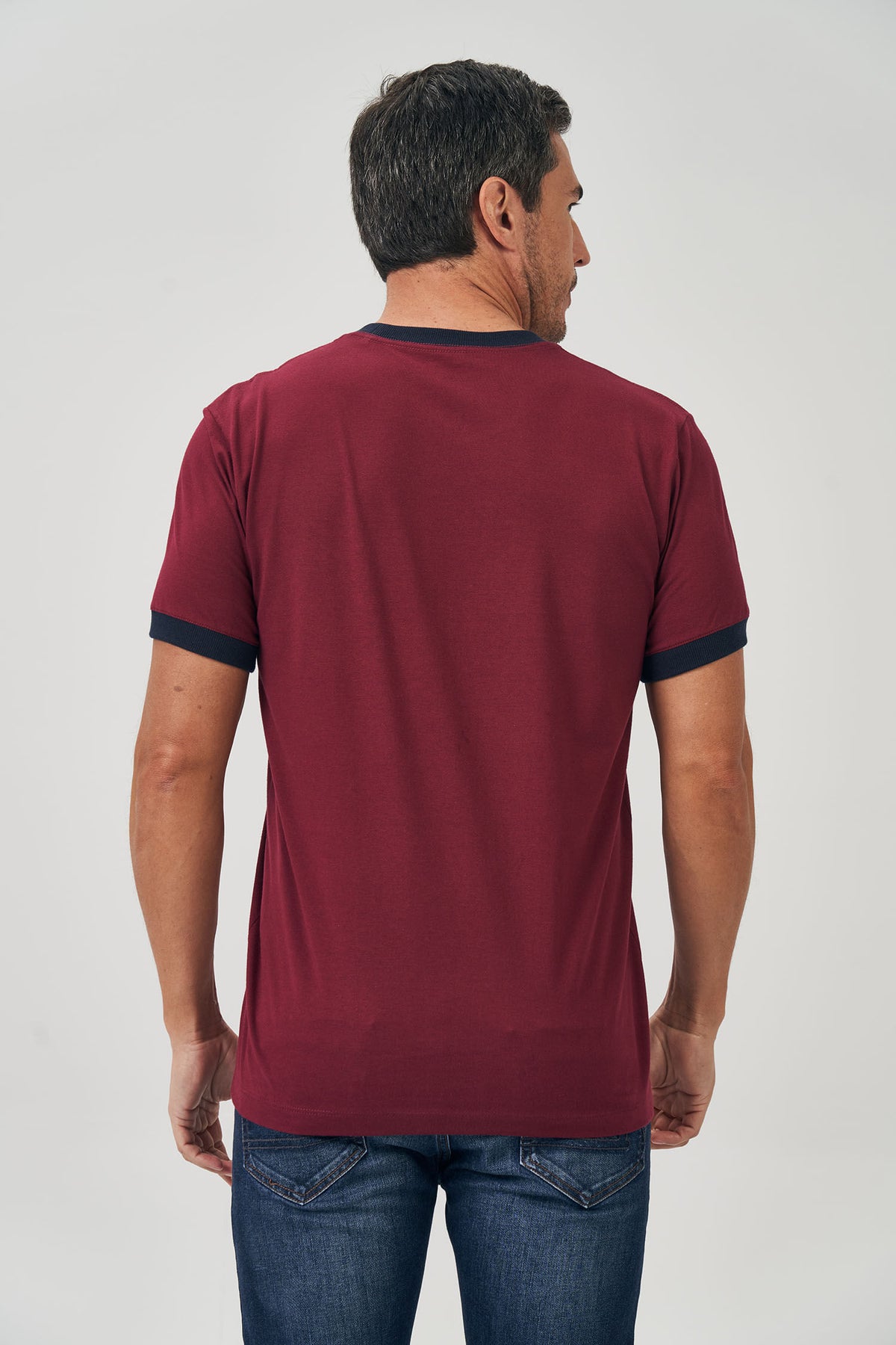 Camiseta Bordado Circle Masculina Acostamento Preto