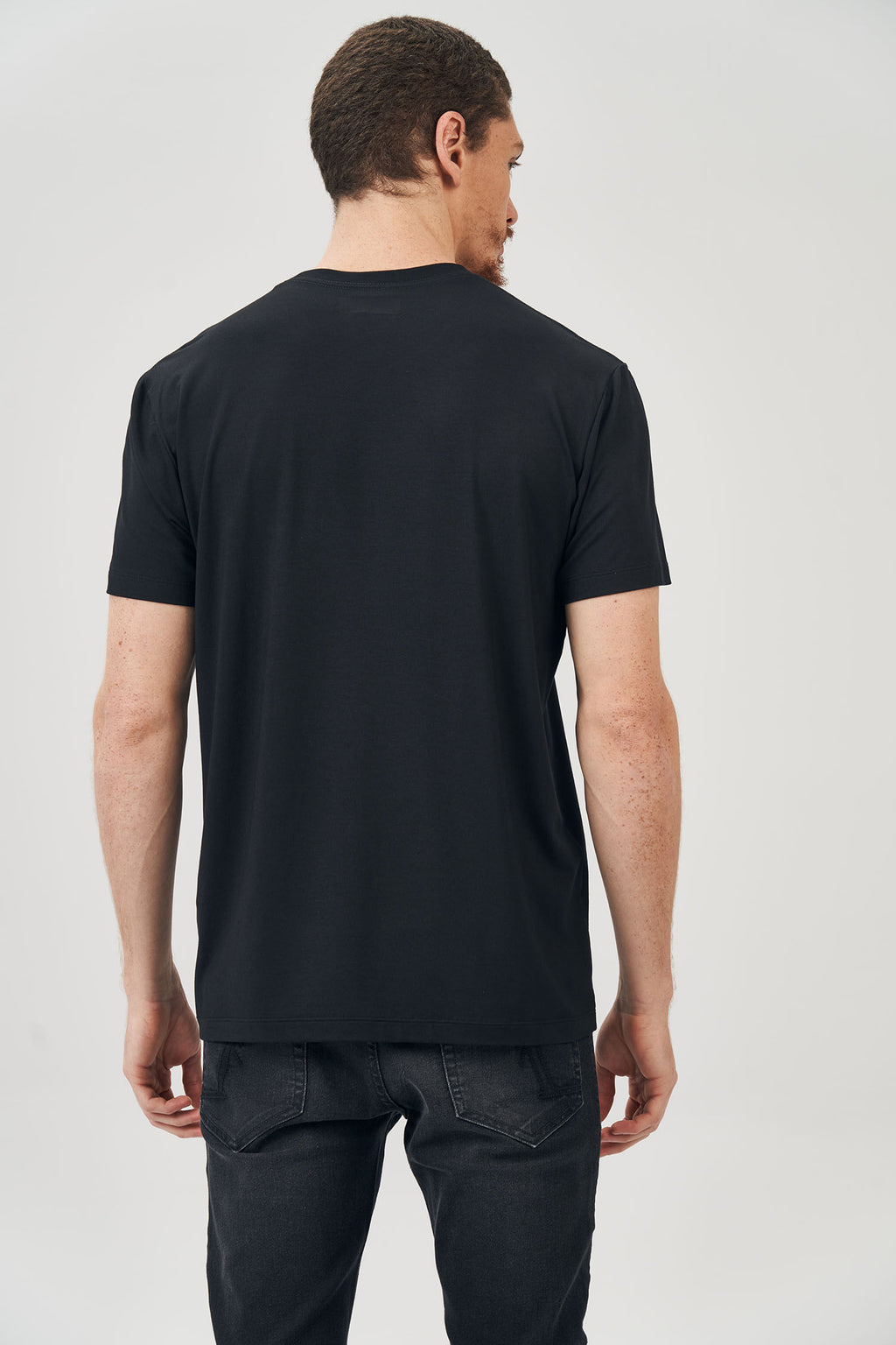 Camiseta Modal Essential Masculina Acostamento Preto