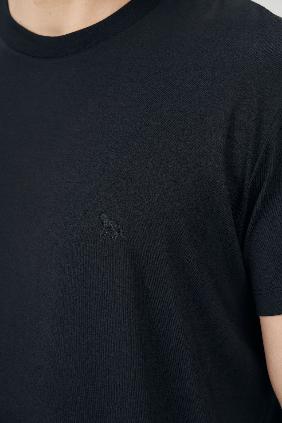 Camiseta Modal Essential Masculina Acostamento Preto