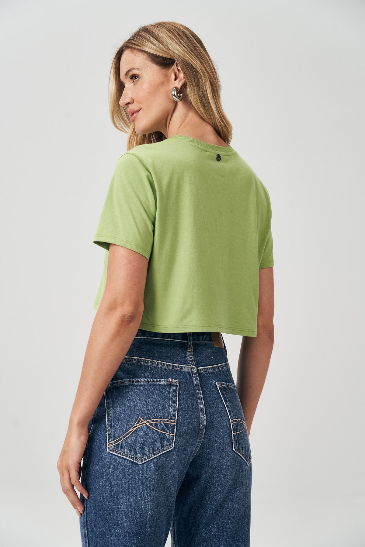T-Shirt Cropped Fancy Paetê Feminina Acostamento Garden