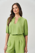 Blusa Gola Cavada Feminina Acostamento Garden