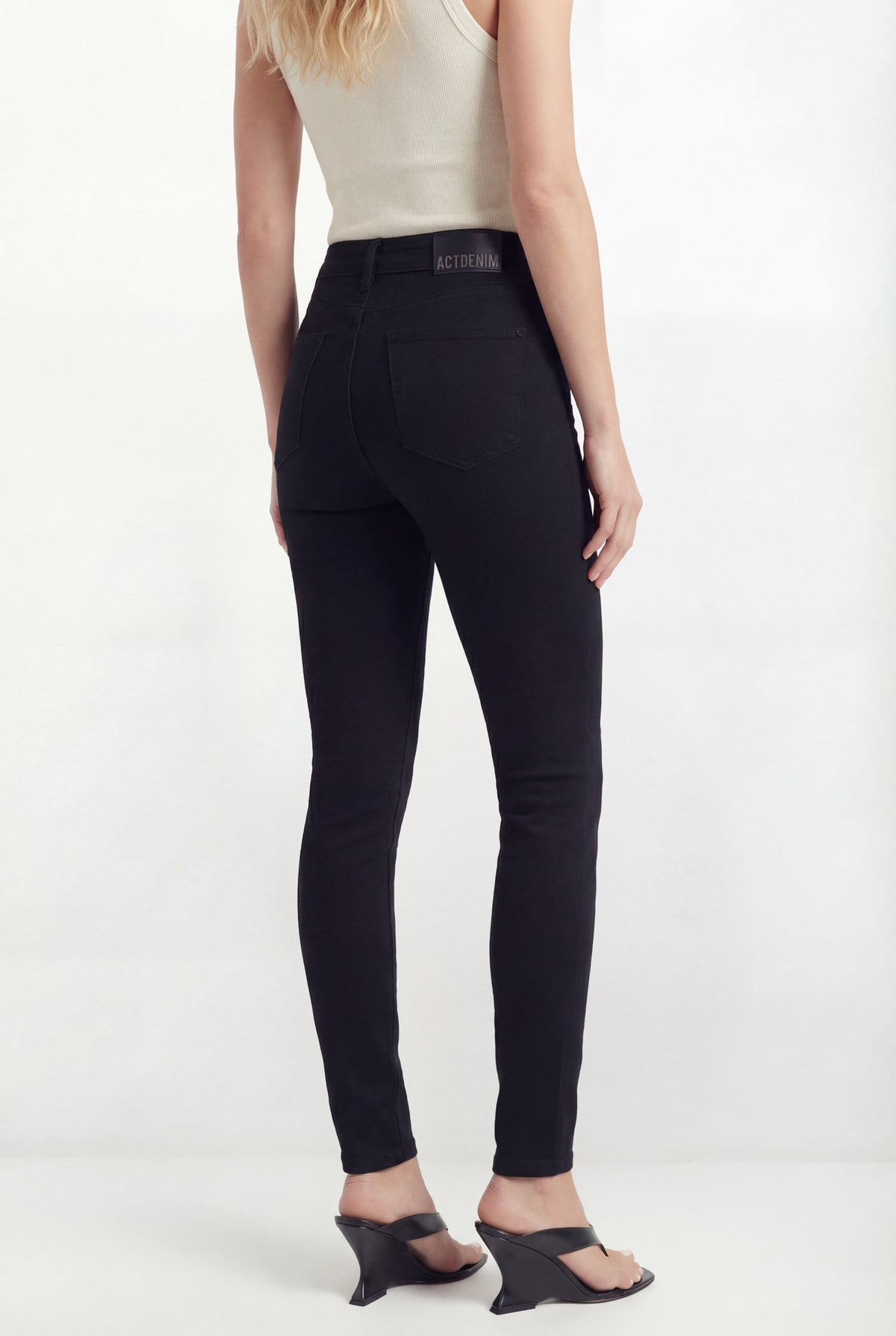 Calça Jeans Skinny Cintura Alta ACT Feminina Jeans Escuro