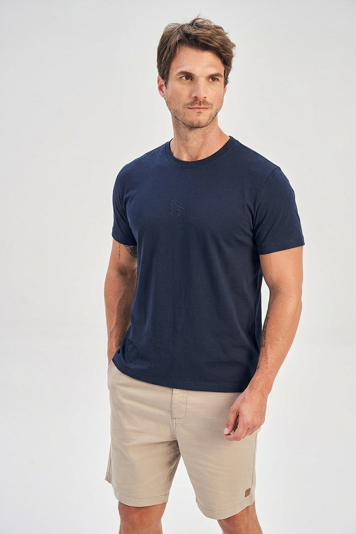 Camiseta Lobo Relevo Central Masculina Acostamento Azul Navy