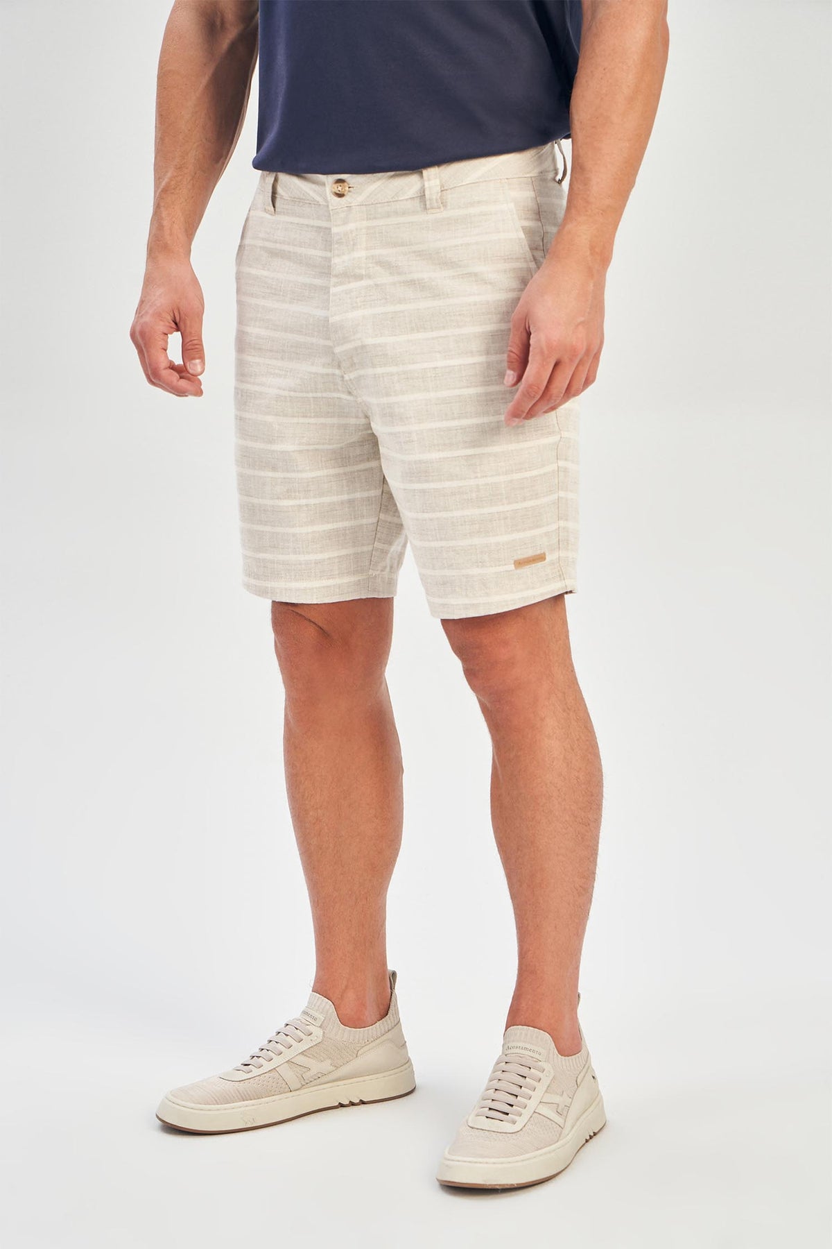 Bermuda De Tecido Listrada Masculina Acostamento Listrado Caqui