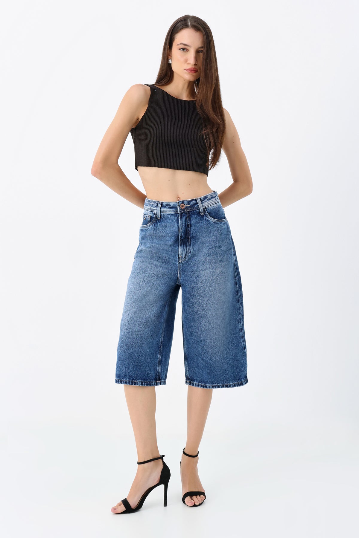 Bermuda Jeans Jorts Cintura Alta ACT Feminina Jeans Intermediario