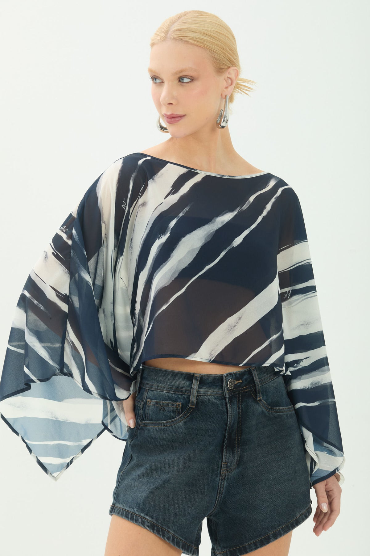 Blusa Estampada Fluida ACT Feminina Royal Stripes