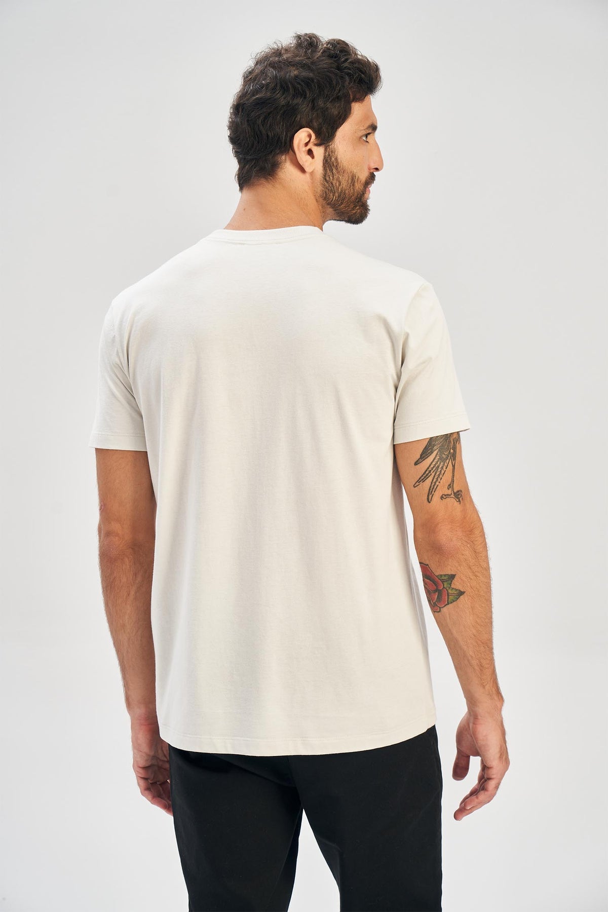 Camiseta Linha Central Masculina Acostamento Branco