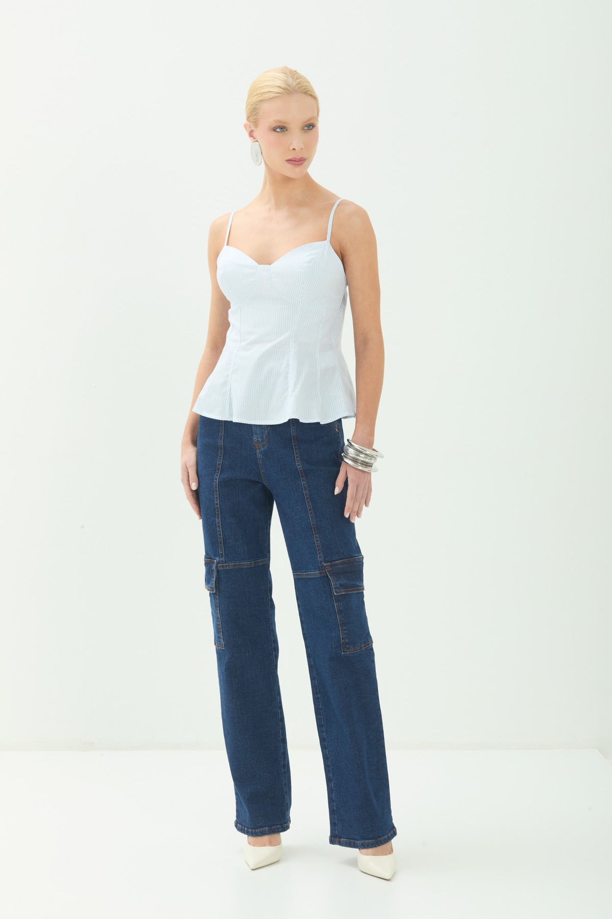 Calça Jeans Bolso Cargo ACT Feminina Jeans Escuro
