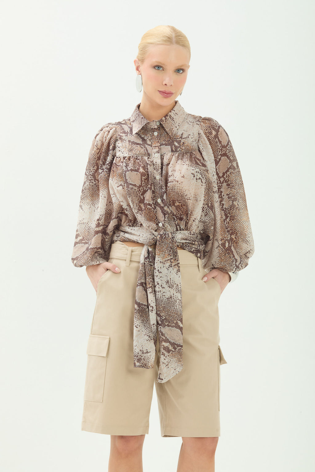 Camisa Manga Longa Com Amarração  ACT Feminina Snake Skin