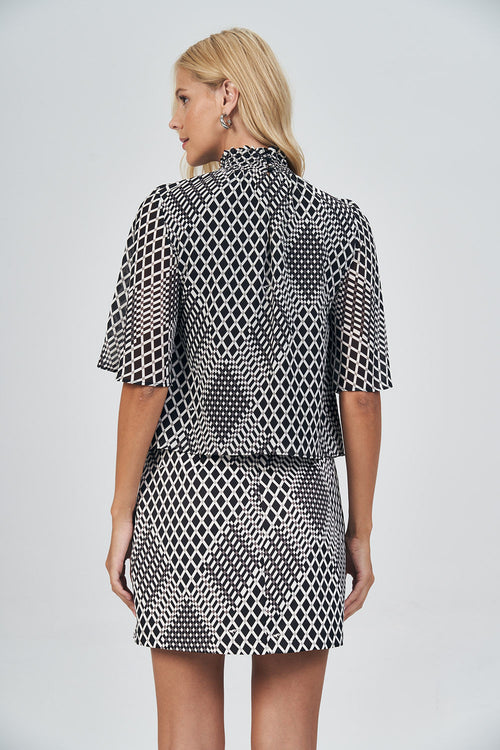 Blusa Chic Gola Franzida Feminina Acostamento Prisma