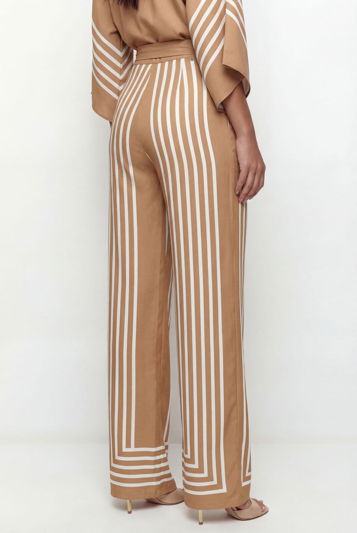 Calça Listrada Pantalona ACT Feminina Caramel Stripes Local