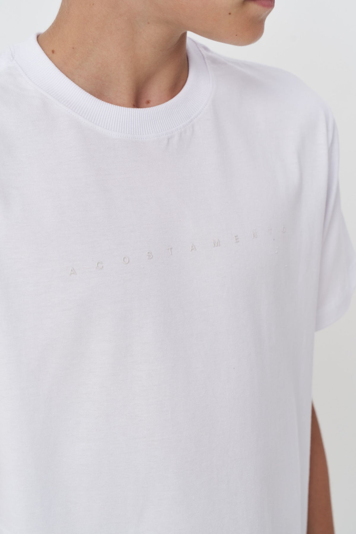 Camiseta Essencial Menino Acostamento Next Branco