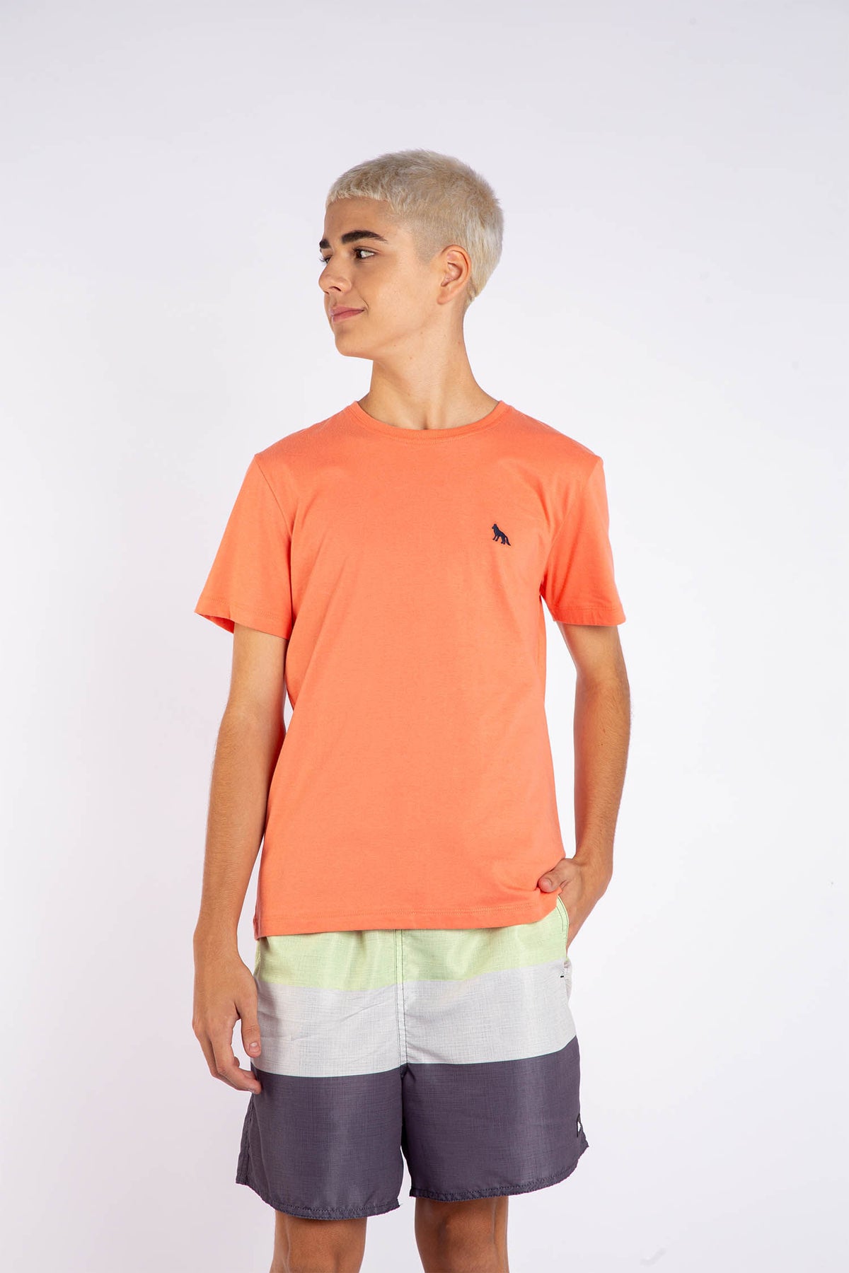 Camiseta Básica Young Menino Acostamento Laranja Pessego