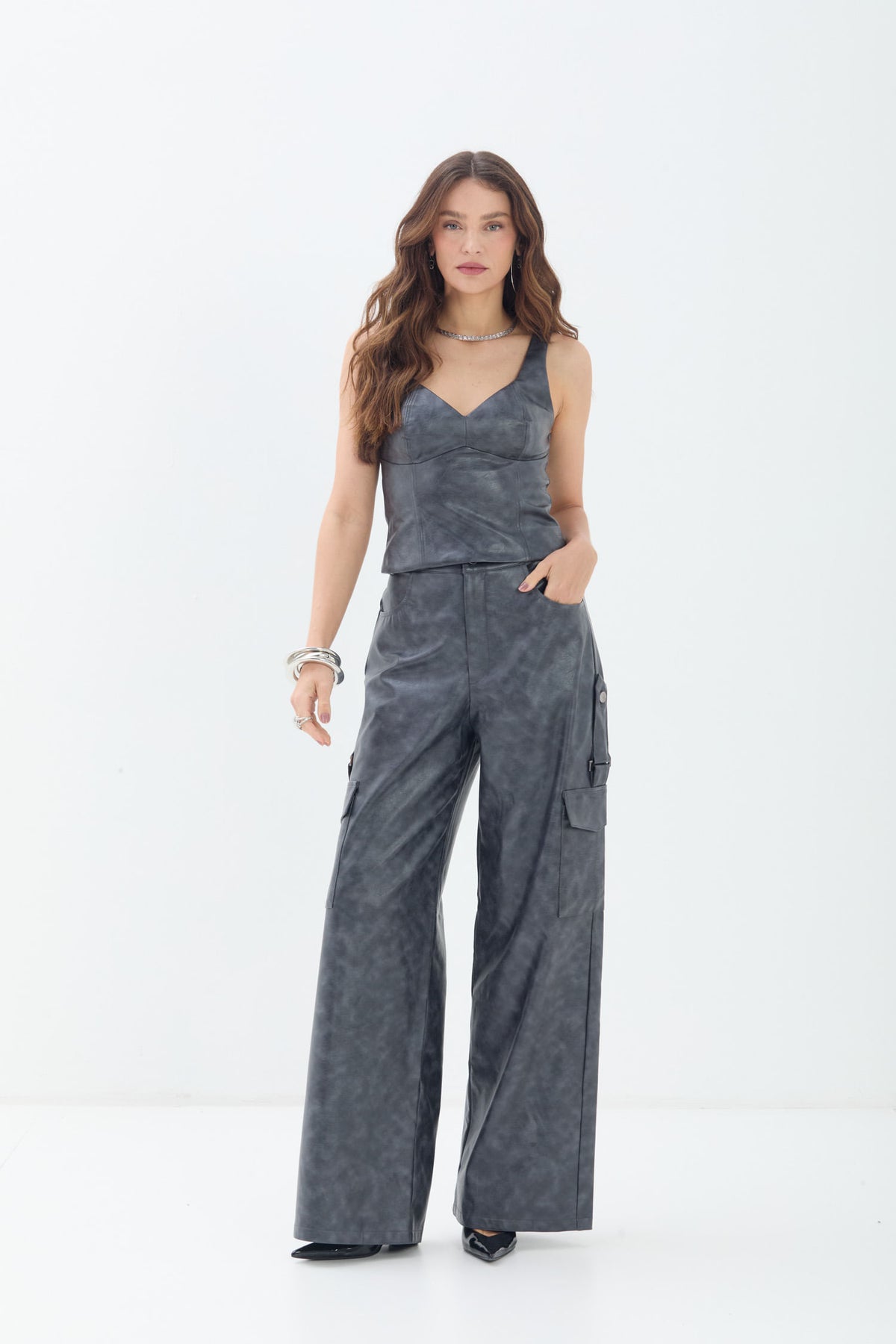 Calça PU Cargo Wide Leg ACT Feminina Chumbo