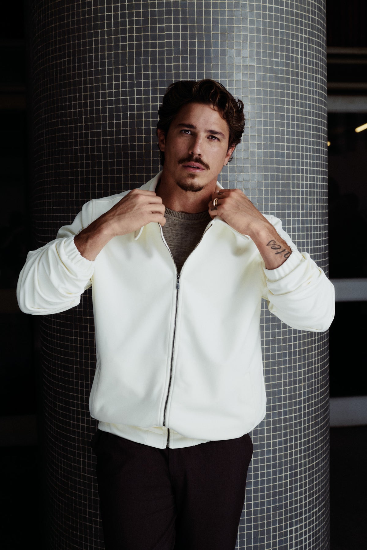 Jaqueta Tech Bomber Masculina Acostamento Off White