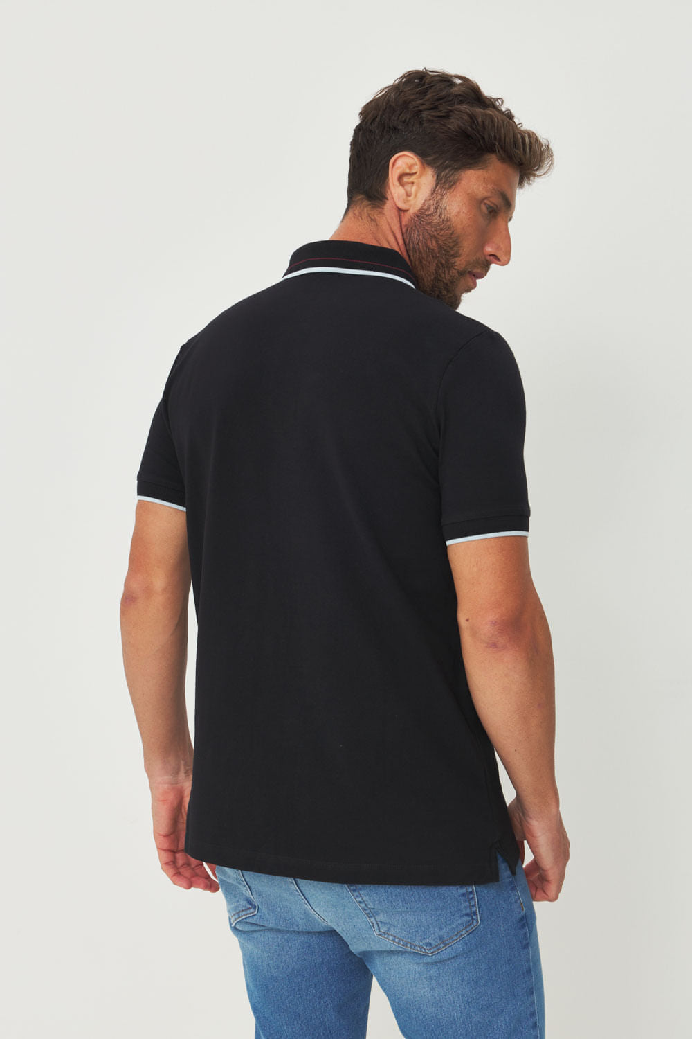 Polo Detalhe Gola Masculina Acostamento Preto