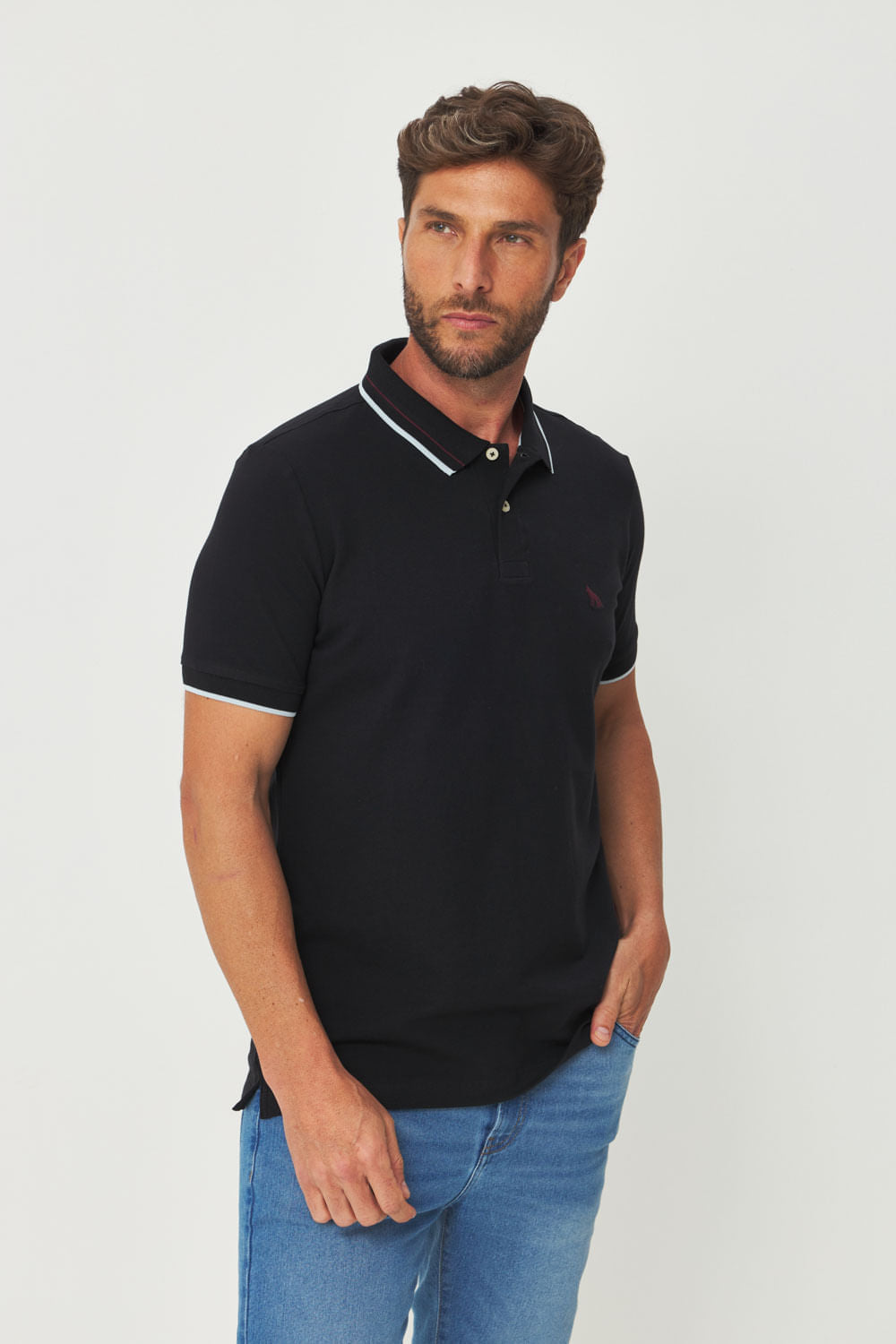 Polo Detalhe Gola Masculina Acostamento Preto