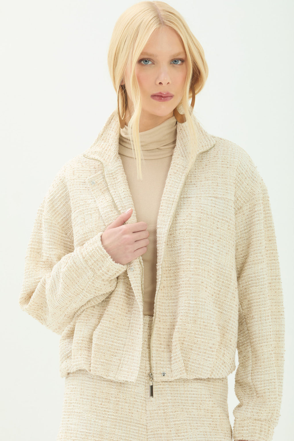 Jaqueta Texturizada ACT Feminina Sand C/ Off White
