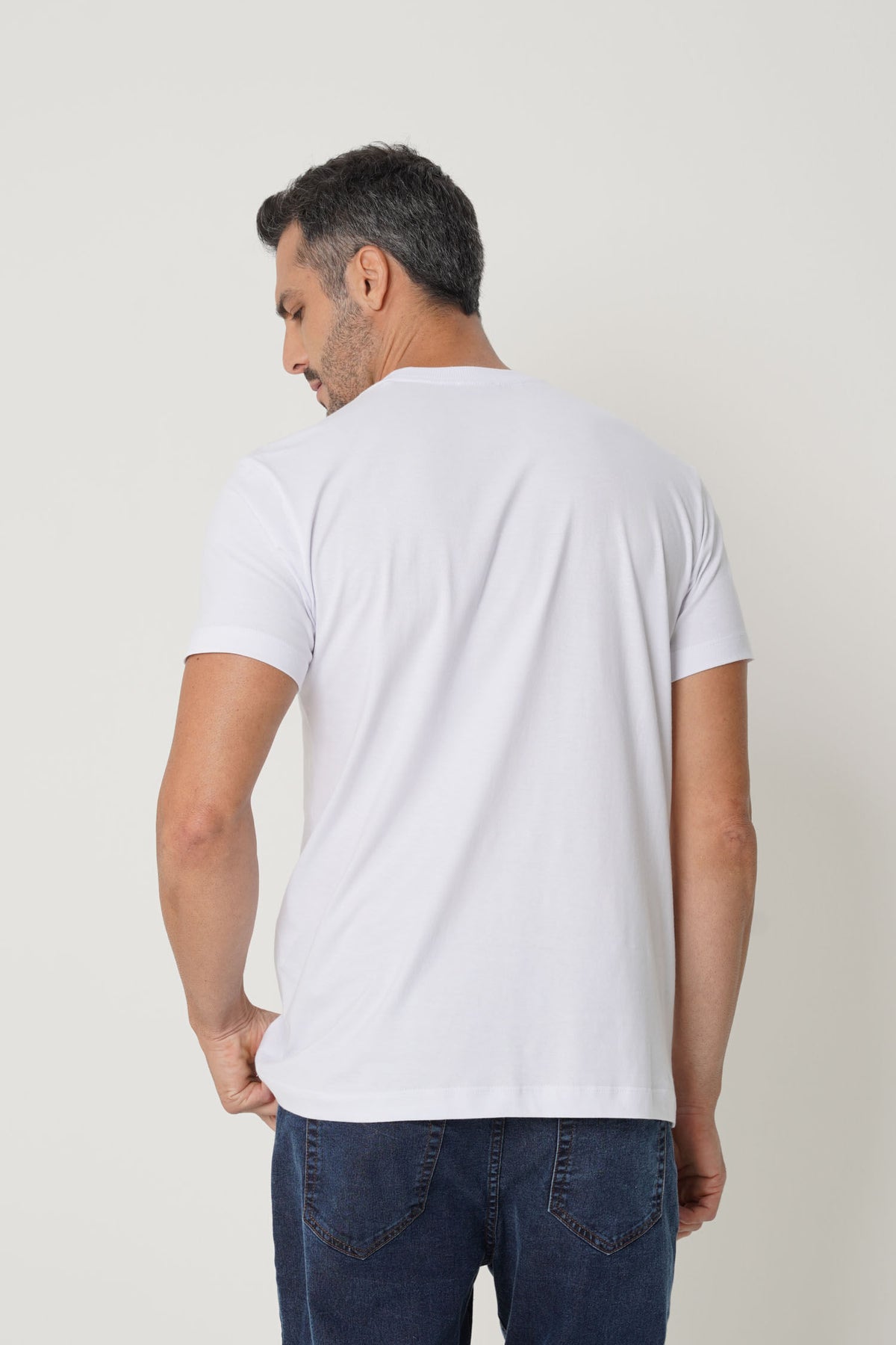 Camiseta Estampa Lobo Masculina Acostamento Branco