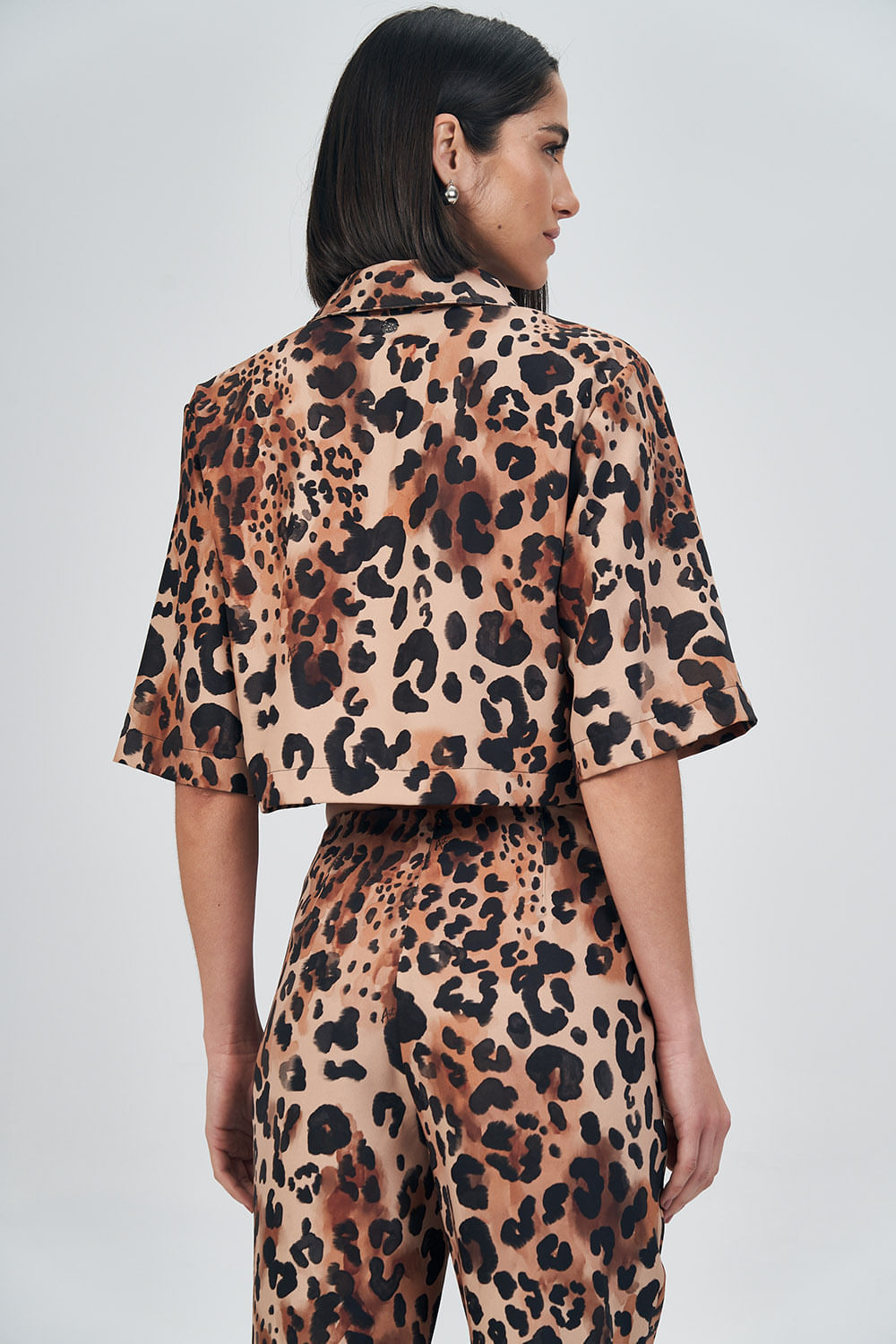 Blusa Decote V Print Feminina Acostamento Feline Fall