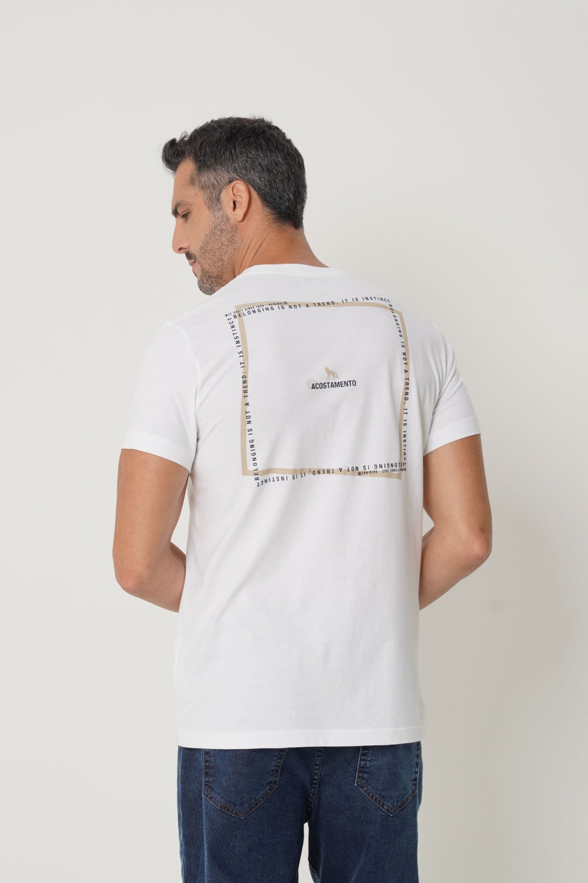 Camiseta Estampa Geométrica Masculino Acostamento Off White