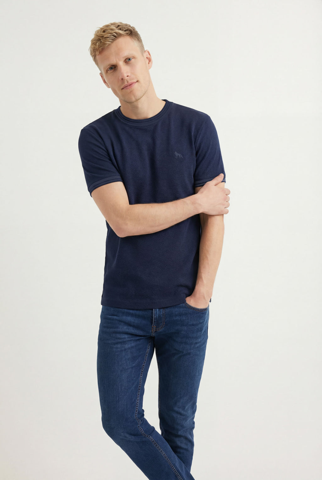 Camiseta Manga Curta Masculina Acostamento Preto