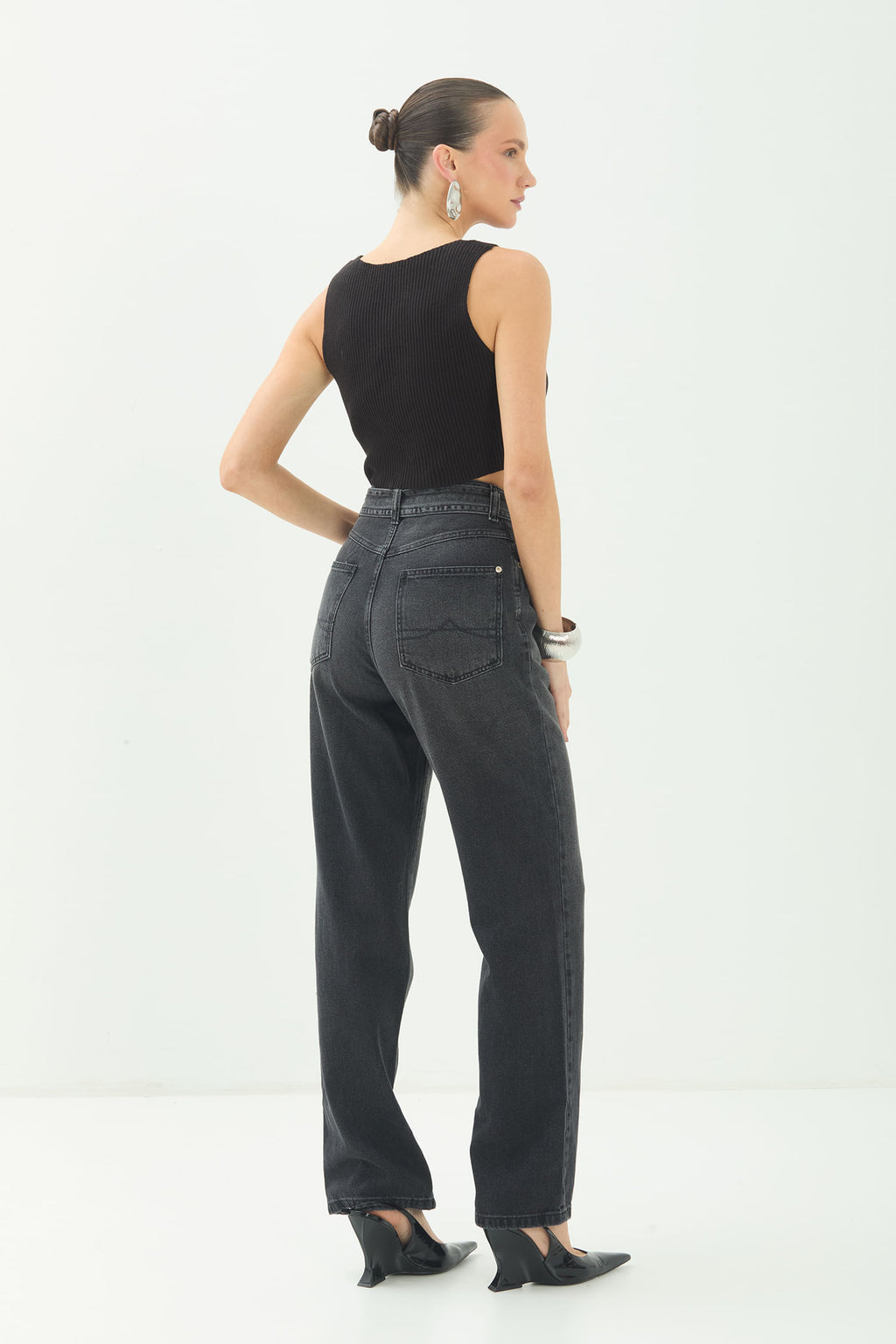 Calça Jeans Straight Com Cinto ACT Feminina Jeans Escuro