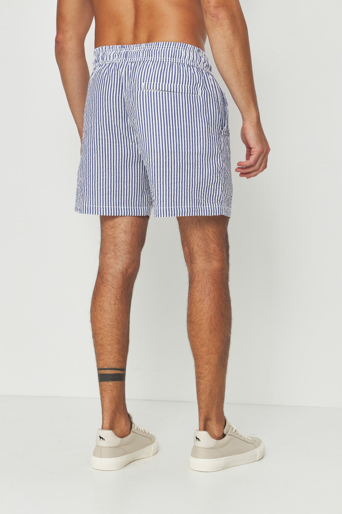 Short Listrado Casual Masculino Acostamento Listrado Branco C/ Marinho