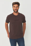 Camiseta Bordado Frontal Masculino Acostamento Marrom Ipe
