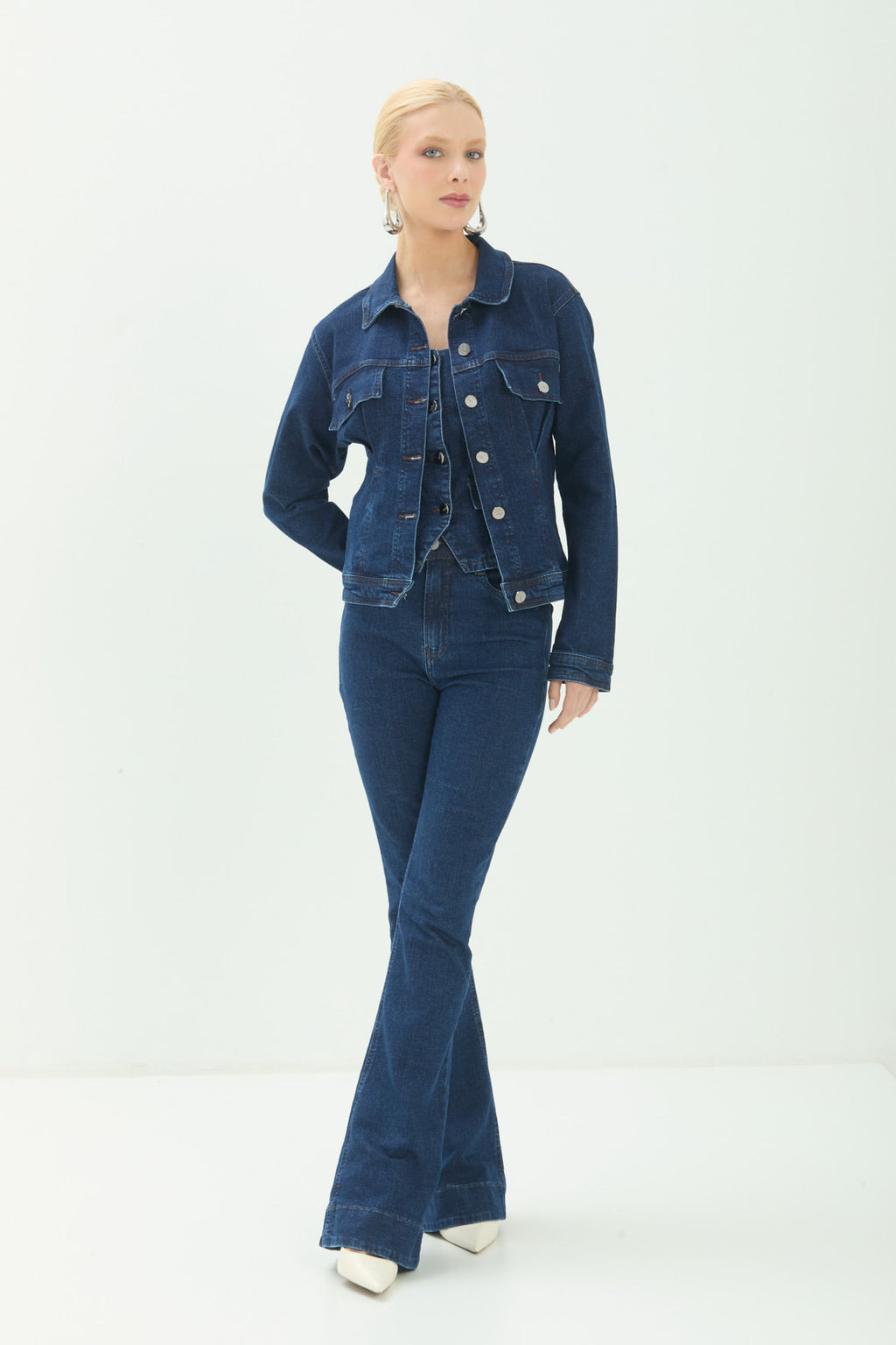 Jaqueta Jeans Com Bolsos ACT Feminina Jeans Escuro