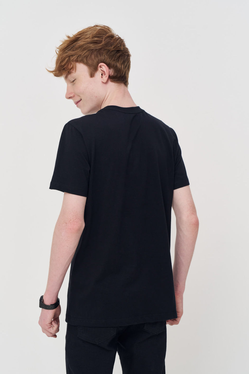 Camiseta Minimalista Menino Acostamento Next Preto