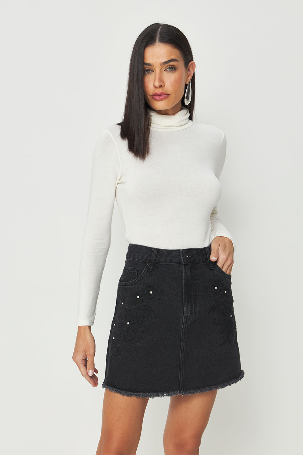 Blusa Basic Gola Alta ACT Feminino Off White