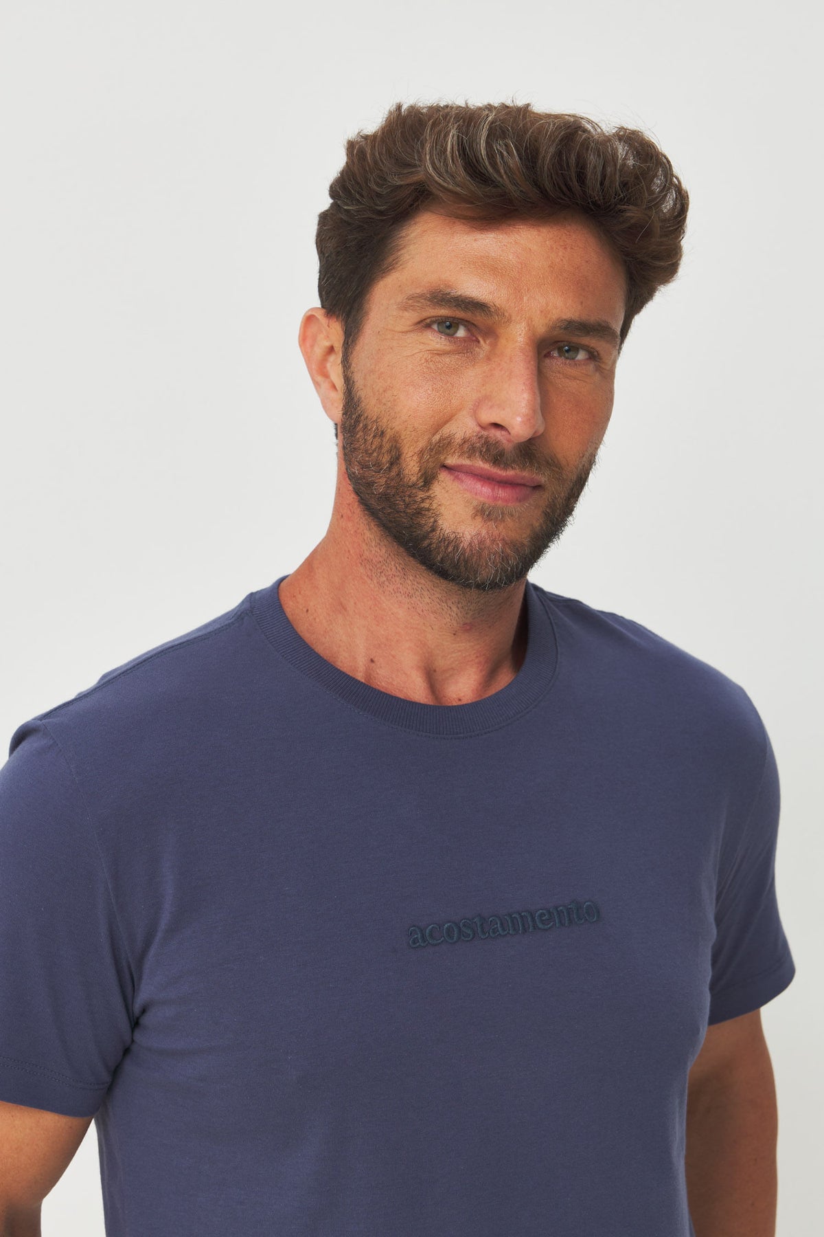 Camiseta Bordado Frontal Masculino Acostamento Azul Navy