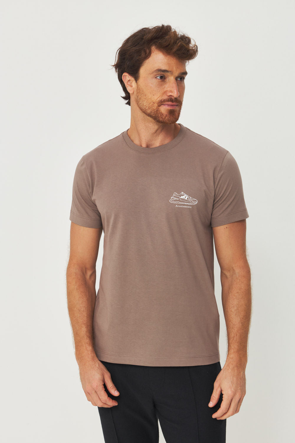 Camiseta Estampa Tênis Masculino Acostamento Capuccino