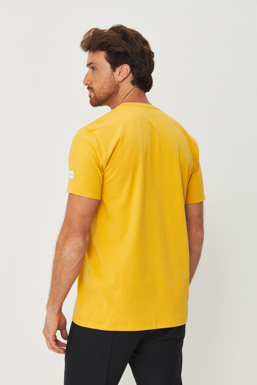 Camiseta Basic Clean Masculina Acostamento Amarelo Ocre
