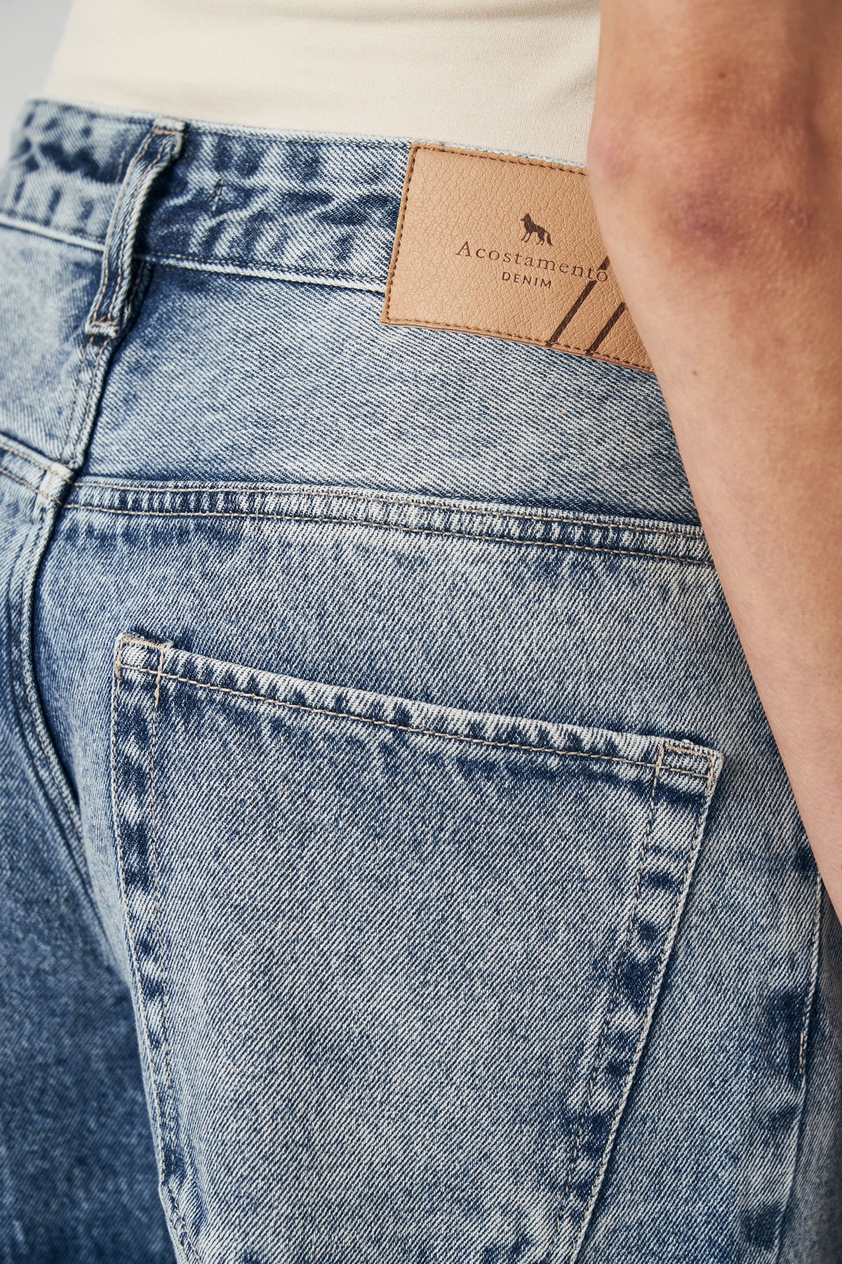 Short Jeans Boyfriend Feminino Acostamento Jeans Intermediario