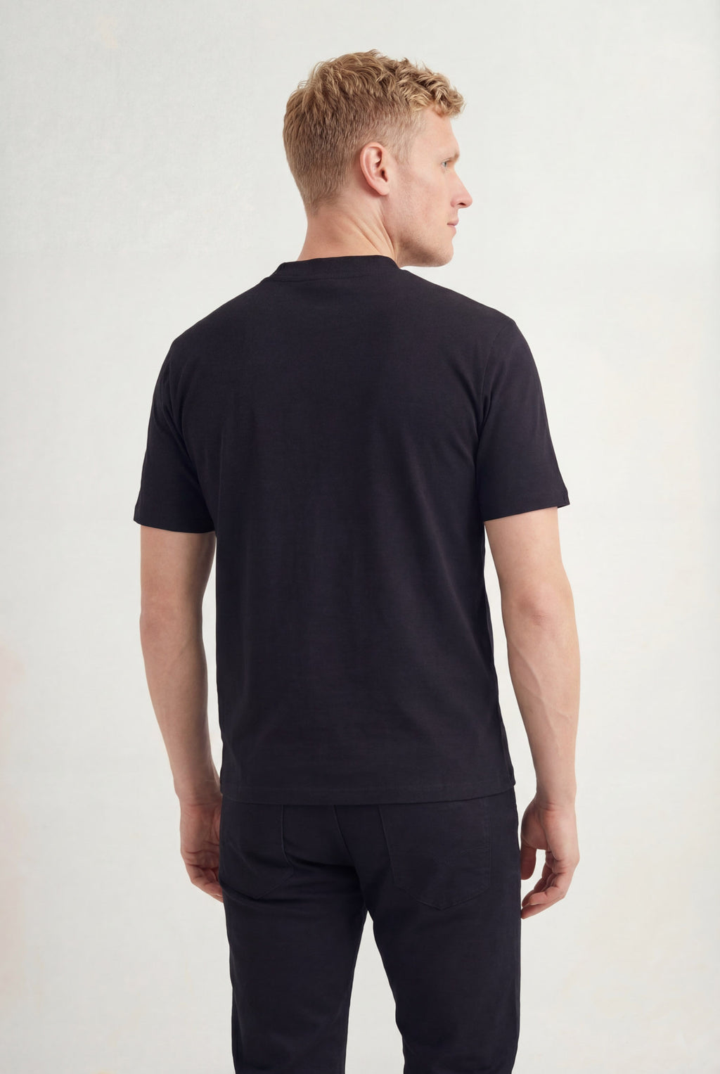 Camiseta Alpha Minimalista Masculina Acostamento Preto