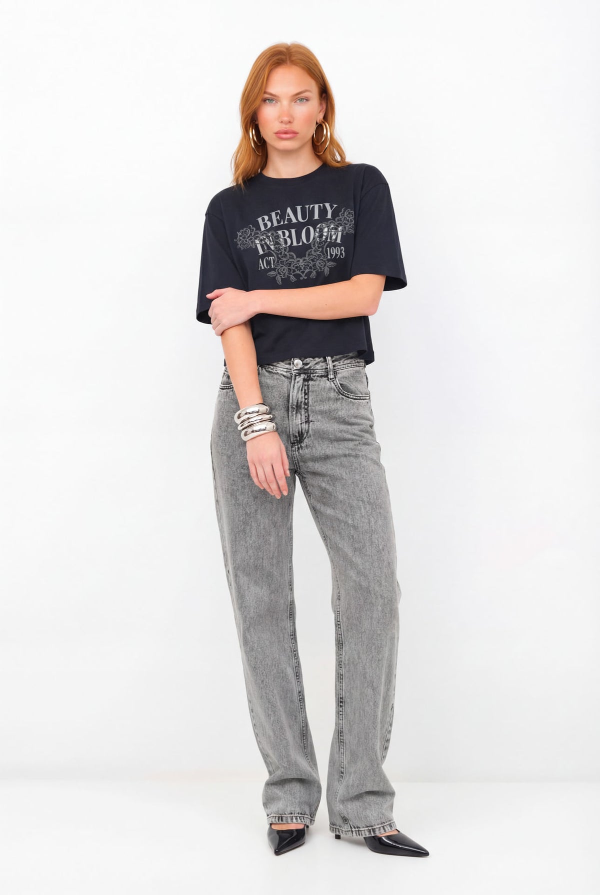 T-Shirt Curta Beauty ACT Feminina Preto